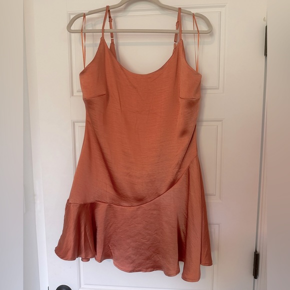 Altar’d State Kaye Dress - Picture 2 of 5